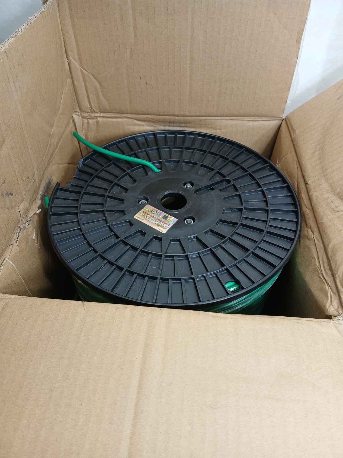 Cat6 26AWG Solid 4 Pair STP Patch Cable – 1000ft Bulk Ethernet Cable 550MHz