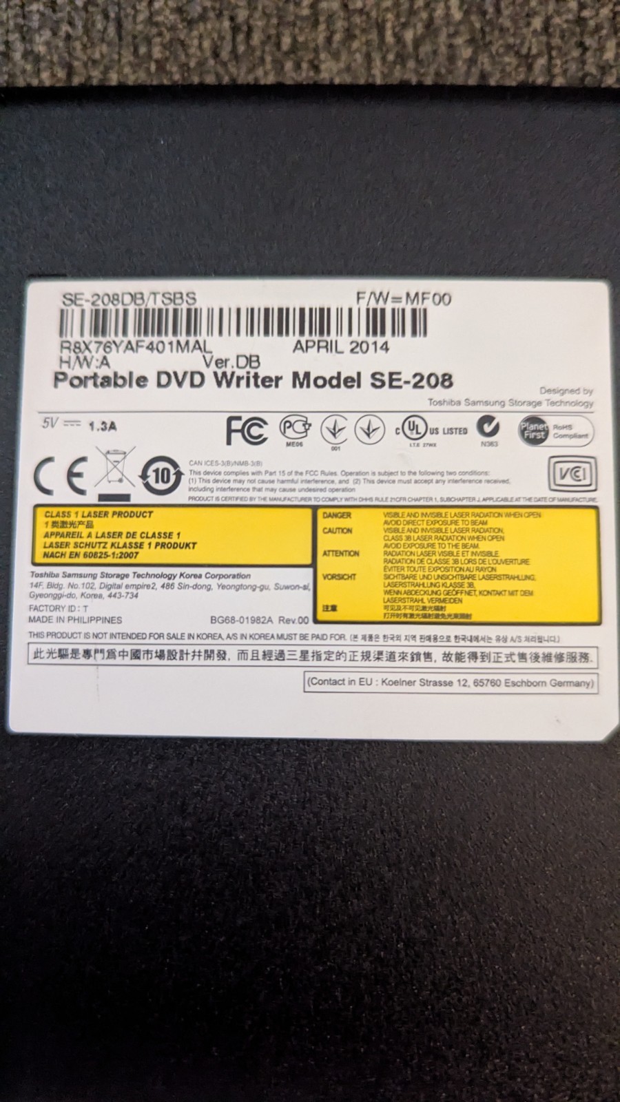 Samsung SE-208 USB Portable External DVD±RW CD/DVD Drive 8x Black PC/Mac
