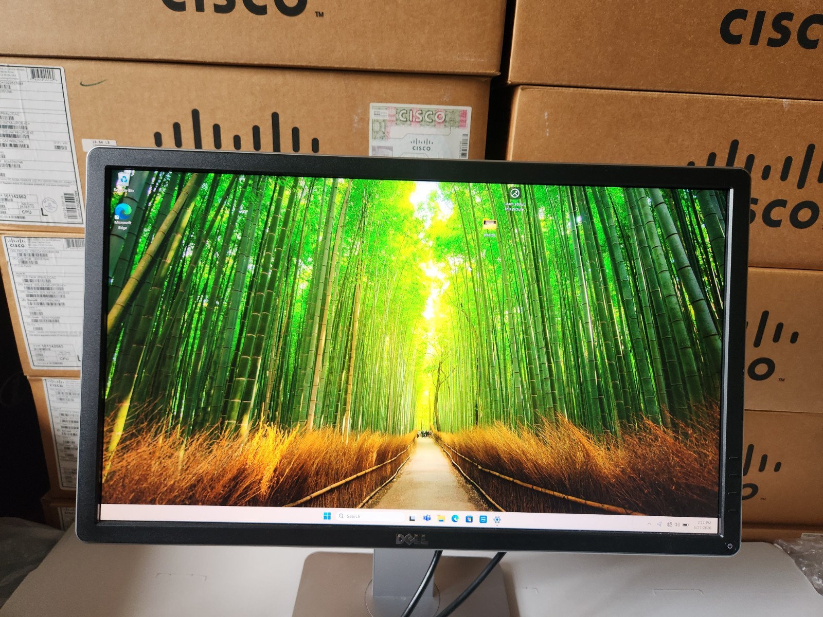 Dell P2415Q 24″ 4K UHD 3840×2160 Monitor HDMI / DP / miniDP – Many Available