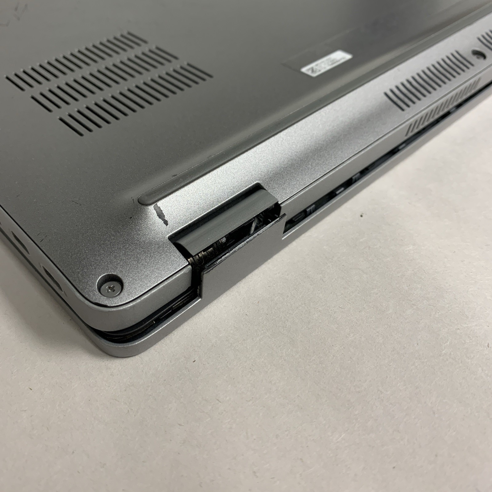 Dell Latitude 5420 14″ Laptop i5-1135G7 16GB RAM 256GB SSD Win11 Pro | READ DESC