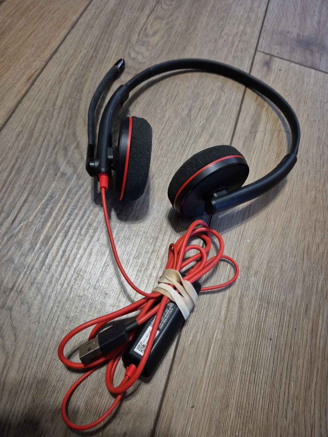 Plantronics Blackwire 3220 USB Over-the-Ear Headset – Black