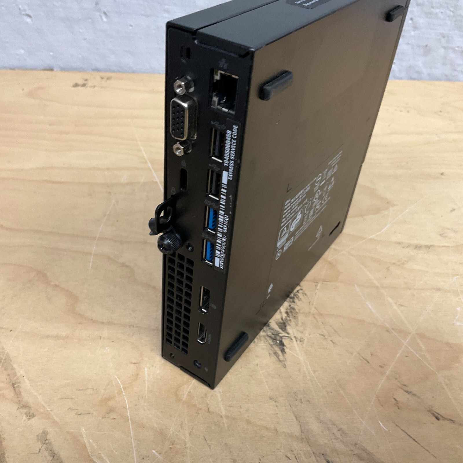 Dell Optiplex 3050, Intel Core i5-7500T @ 2.7GHz, 8GB RAM NO HDD/OS