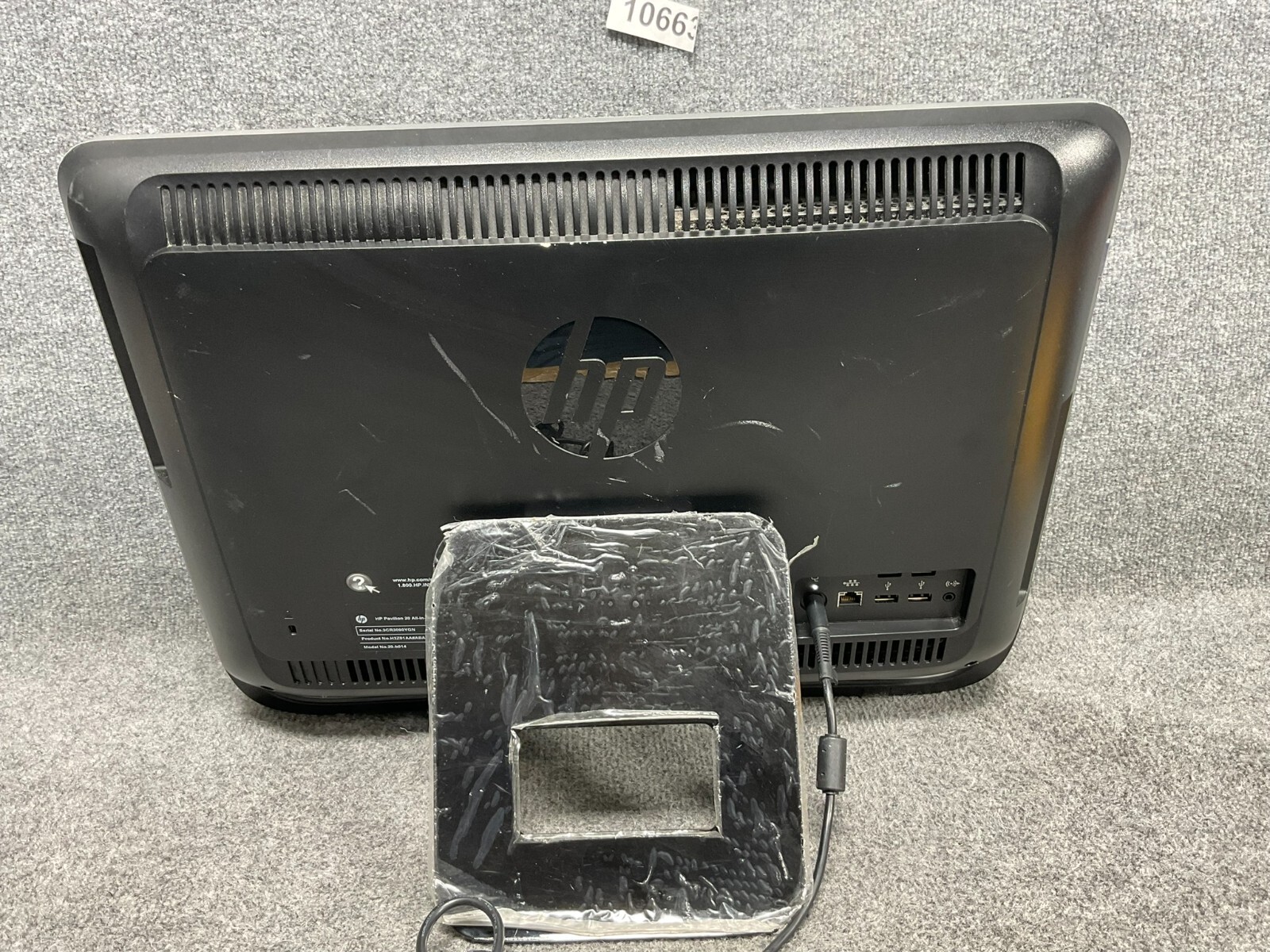 HP Pavilion 20-b014 20″ All-in-One Desktop PC Computer Used