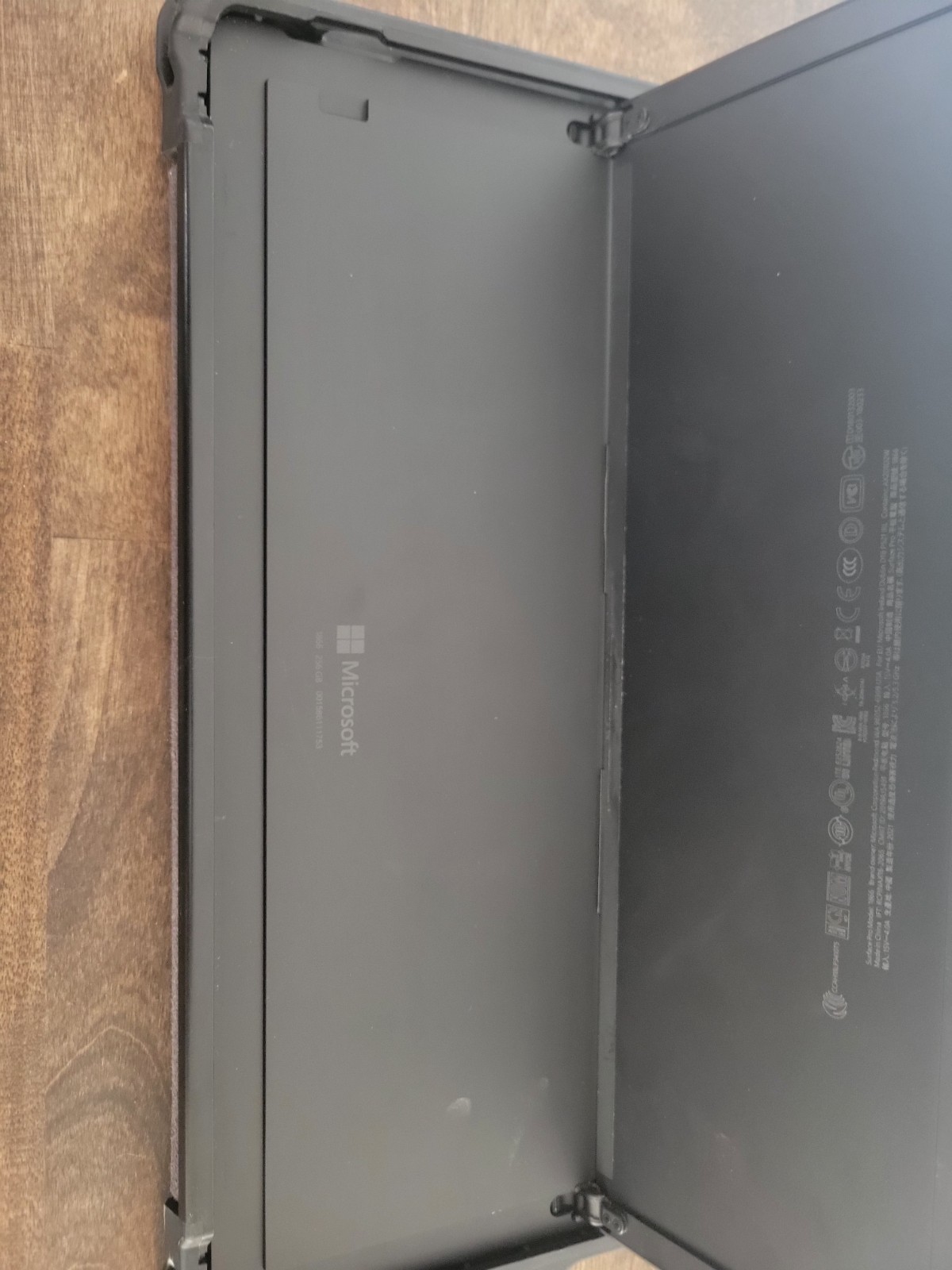 Microsoft Surface Pro 7 12.3 inch (256GB, Intel Core i5 10th Gen., 1.10GHz, 8GB)