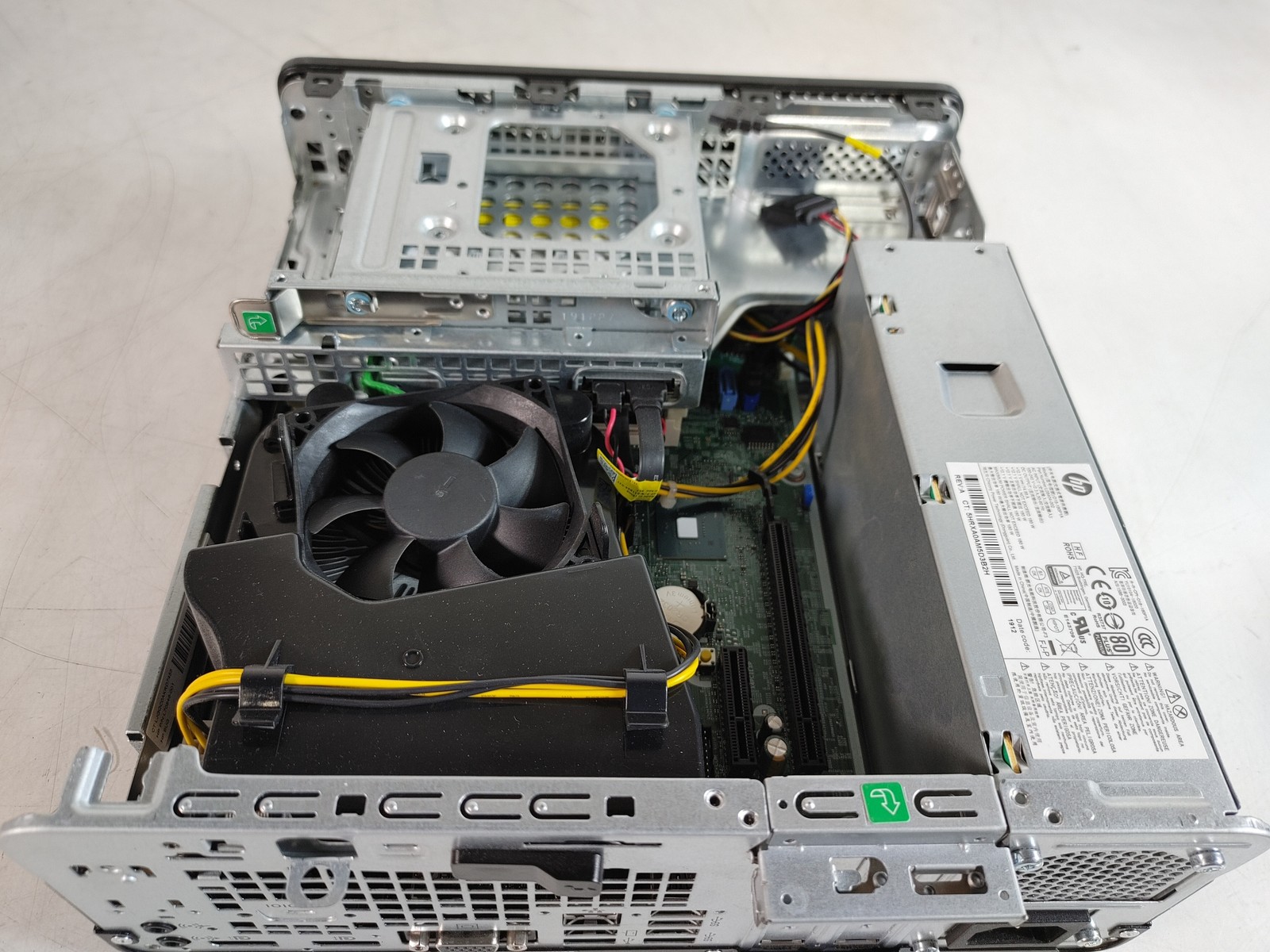 HP ProDesk 600 G5 DM Core i5-9500T 2.70 GHz 16 GB DDR4 No HDD