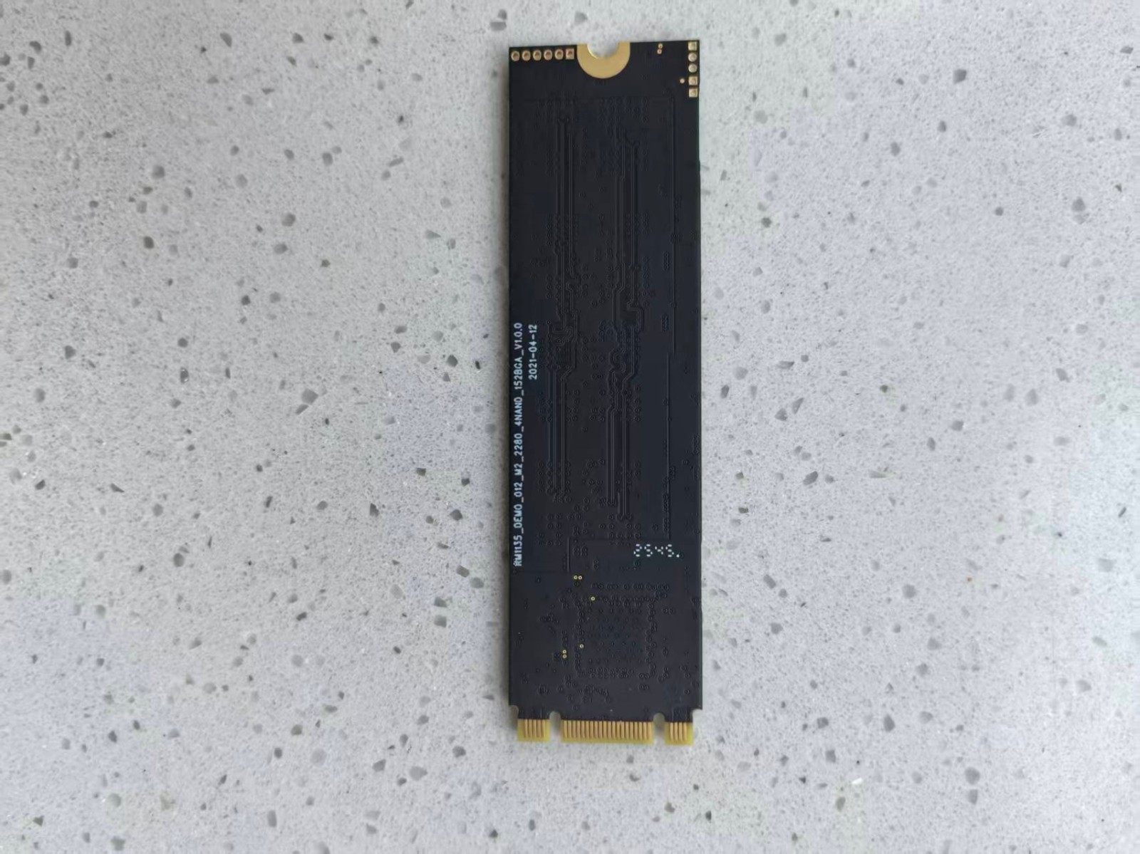 M2 2280 PCIe 4.0 solid-state drive high-speed storage device 1080P RO 2TB NGFF