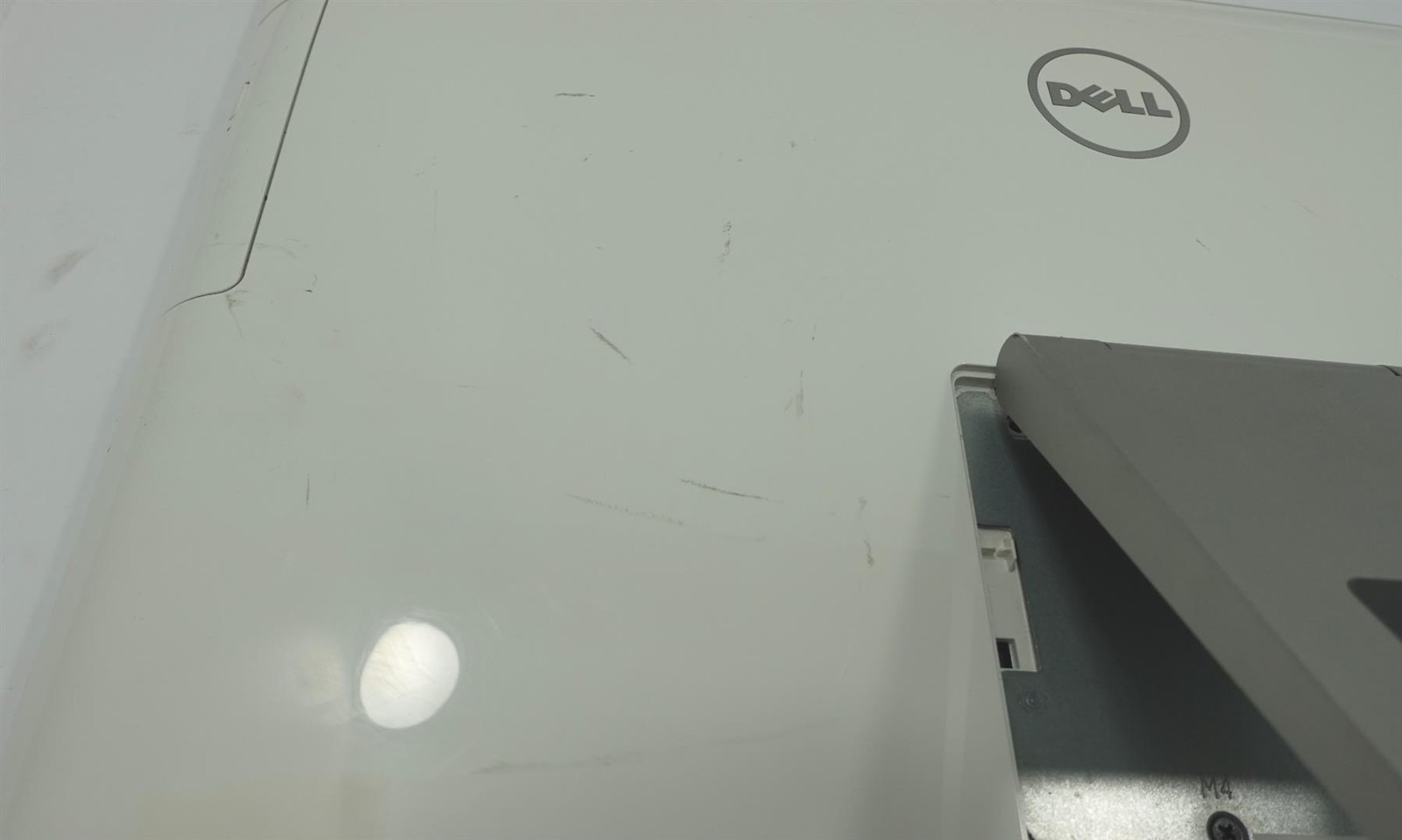 Dell Inspiron 24-3459 24″ Core i5-6200U 2.30GHz 8GB 256GB SSD All In One