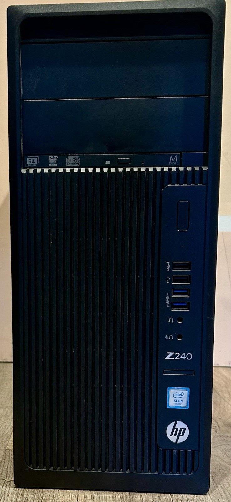 HP Z240 Workstation Intel Xeon E3-1225 v5 3.3GHz 16GB RAM 256GB SSD K620 Win 11