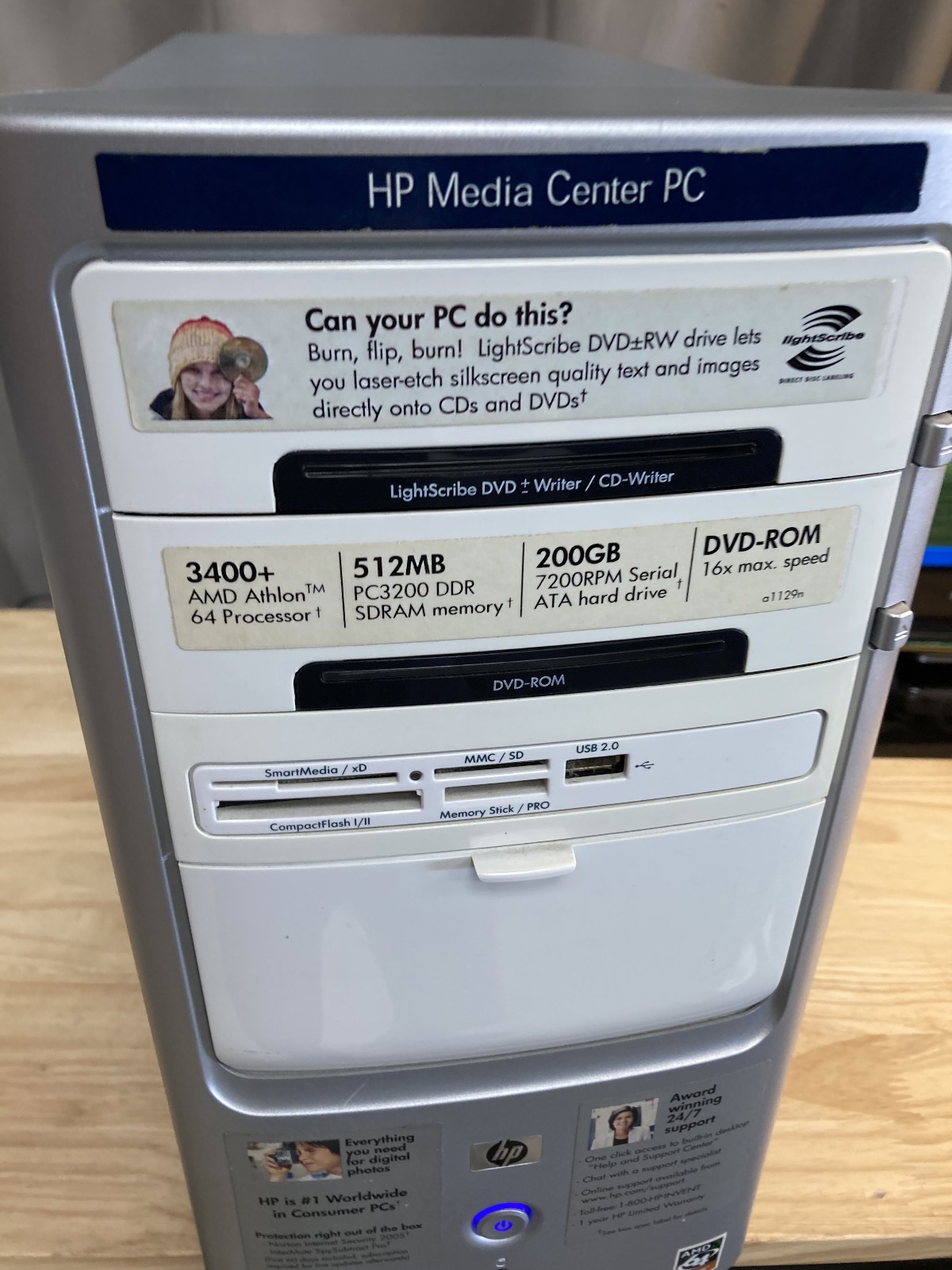 HP Media Center Pavilion a1129n AMD Athlon 64 3400+ 2.2GHz 512MB RAM 1TB HDD