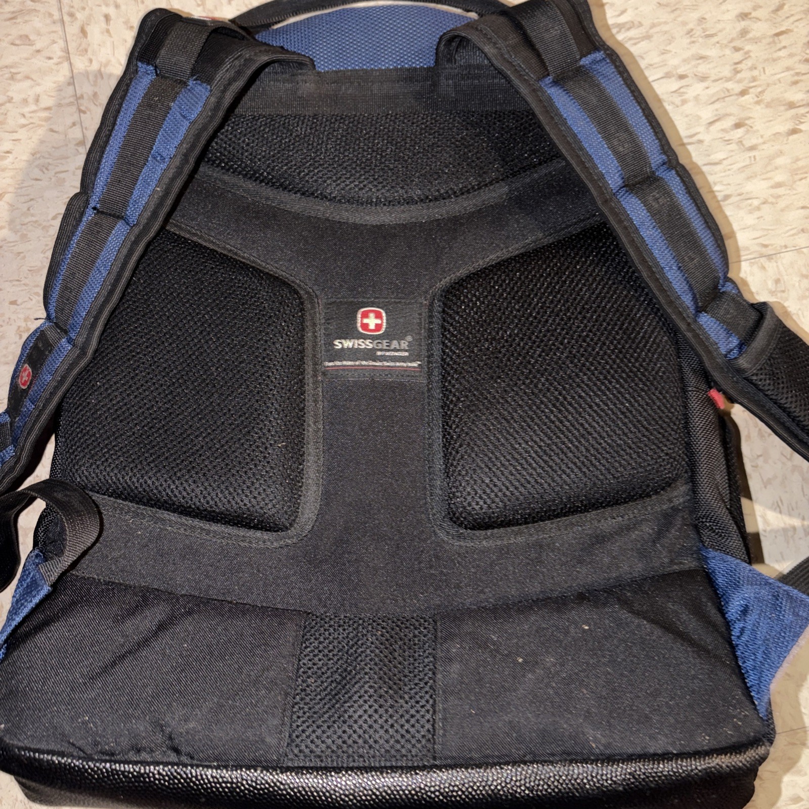 Swissgear Wenger Ibex 17″ Laptop Backpack Black/blue/gray