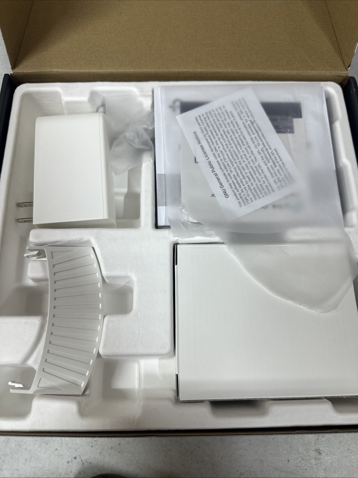 TP-Link EAP670 V2 | Omada WiFi 6 Ultra- Slim AX5400 Wireless 2.5G Ceiling Mount