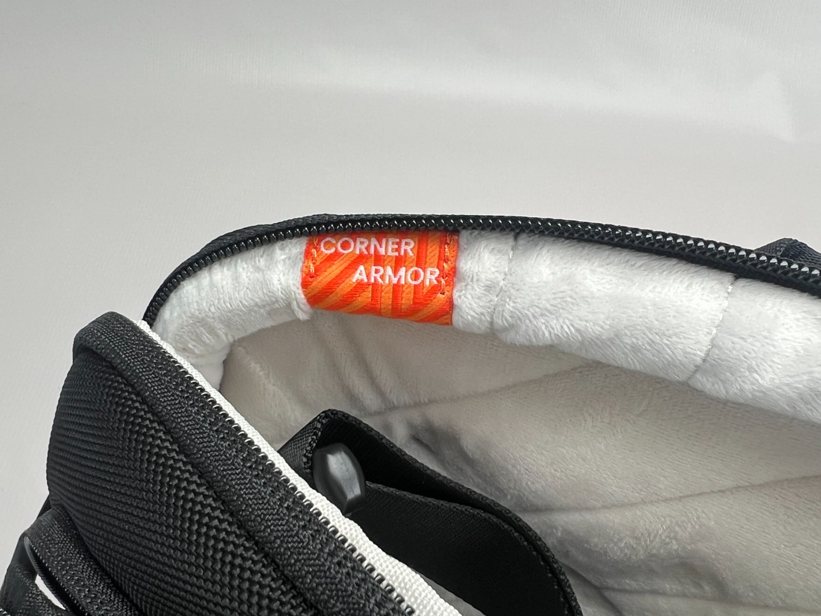 tomtoc Defender-A30 Laptop Shoulder Bag