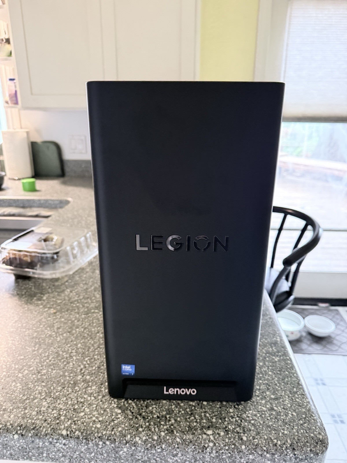 Lenovo Legion T5 30IAS10 Core Ultra 7 265F 32GB 1TB SSD RTX 5060 Ti