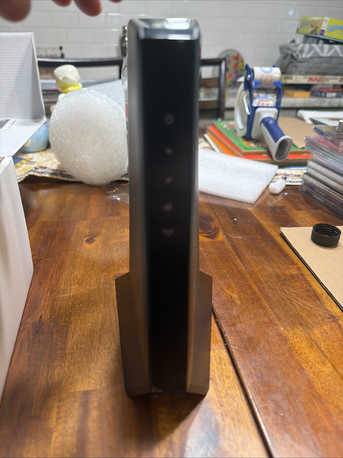 NETGEAR CM2000100NAS Cable Modem Untested Powers On See Description