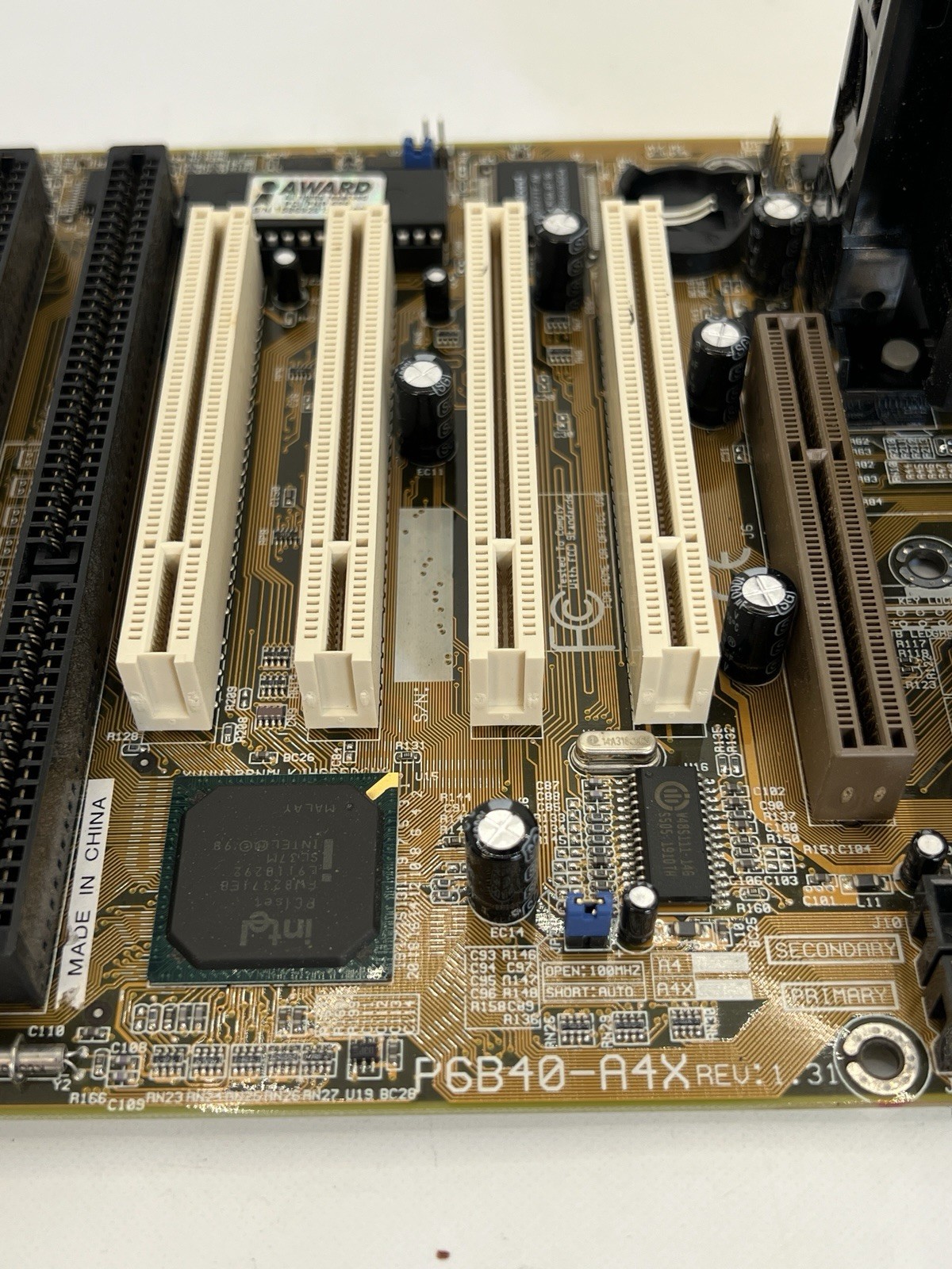 Intel Pentium II 350MHz Slot 1 440BX ATX Motherboard PCB40-A4X ISA AGP Vintage
