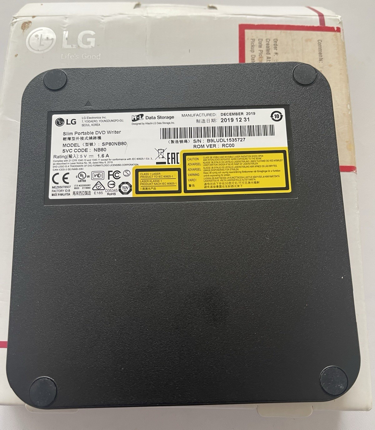 LG Ultra Slim Portable USB-Powered External DVD Writer SP80NB80 Black PC/Mac