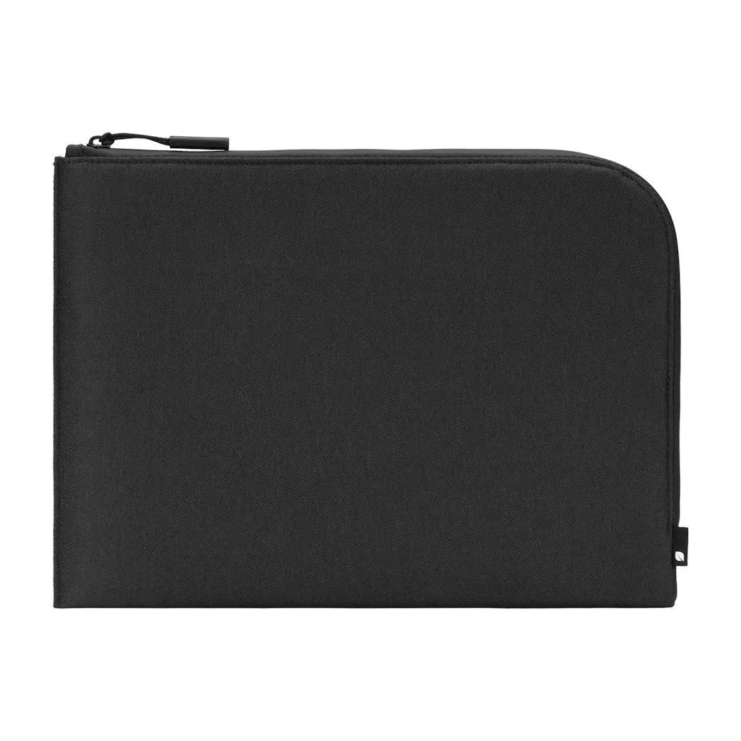 Incase Facet Sleeve up to 14″ Macbook Pro – Black