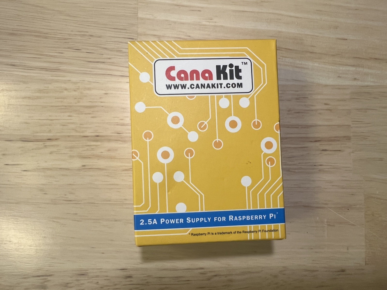 [Raspberry Pi 3 Model B] Kit with case, 16GB mSD Card, and CanaKit Power Supply