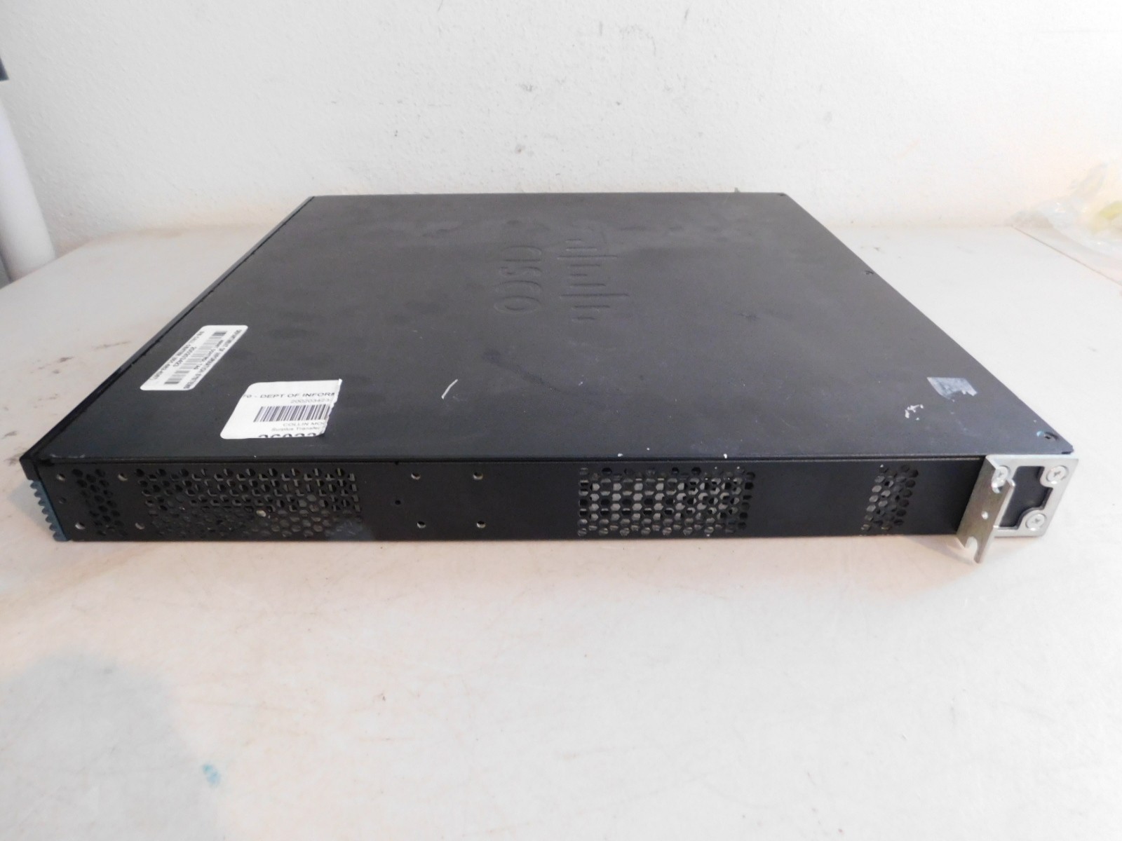 Cisco 2901/K9 V03 2900-Series Integrated Services Router