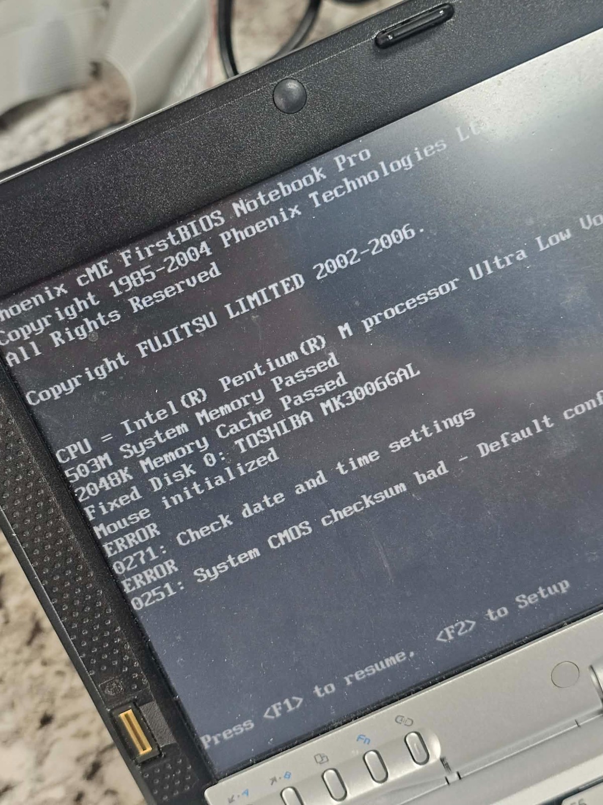 Vintage Fujitsu LifeBook P1510D Windows XP Convertible Laptop/Tablet PC Works