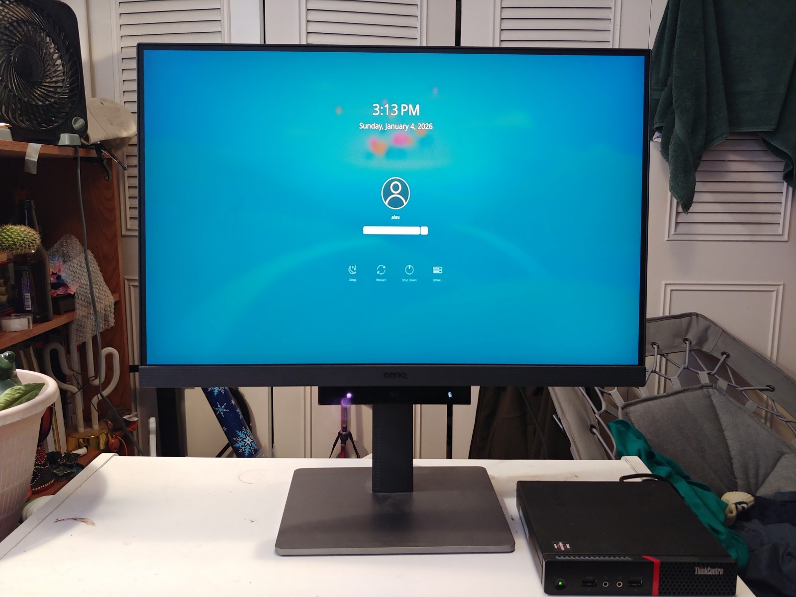 BenQ RD240Q 24.1” WQXGA Monitor 5ms 1000:1, Coding Modes, HDMI & Display Pilot 2