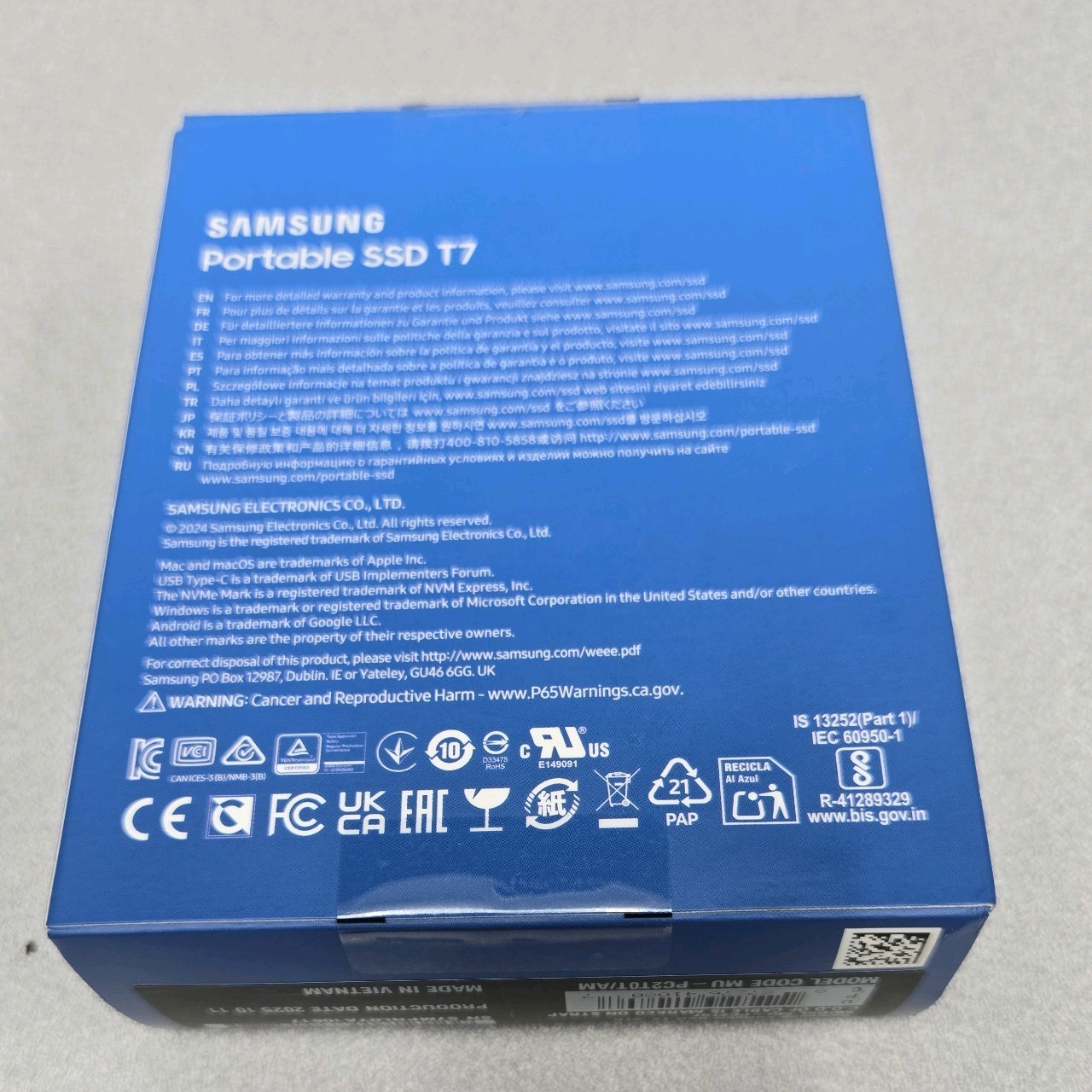 Samsung Portable T7 Portable 2TB USB-C to USB-C SSD MU-PC2T0T
