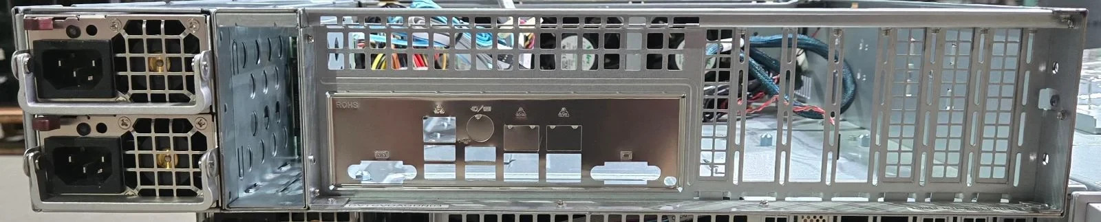 Supermicro 2U 12 Bay LFF Server Case Rear 2.5″ Drive Bay EATX ATX 2x 920W-SQ PSU