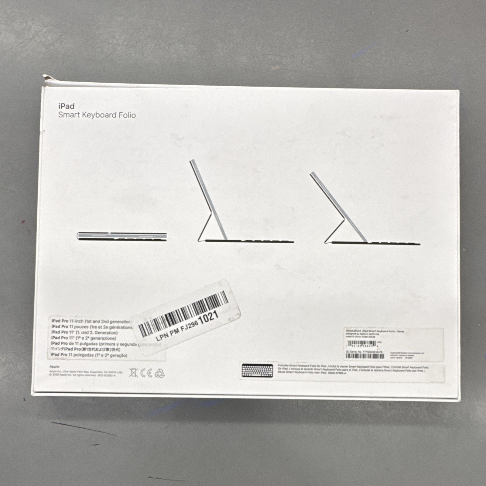Apple MX3L2LL/A Smart Keyboard Folio/Case – Black