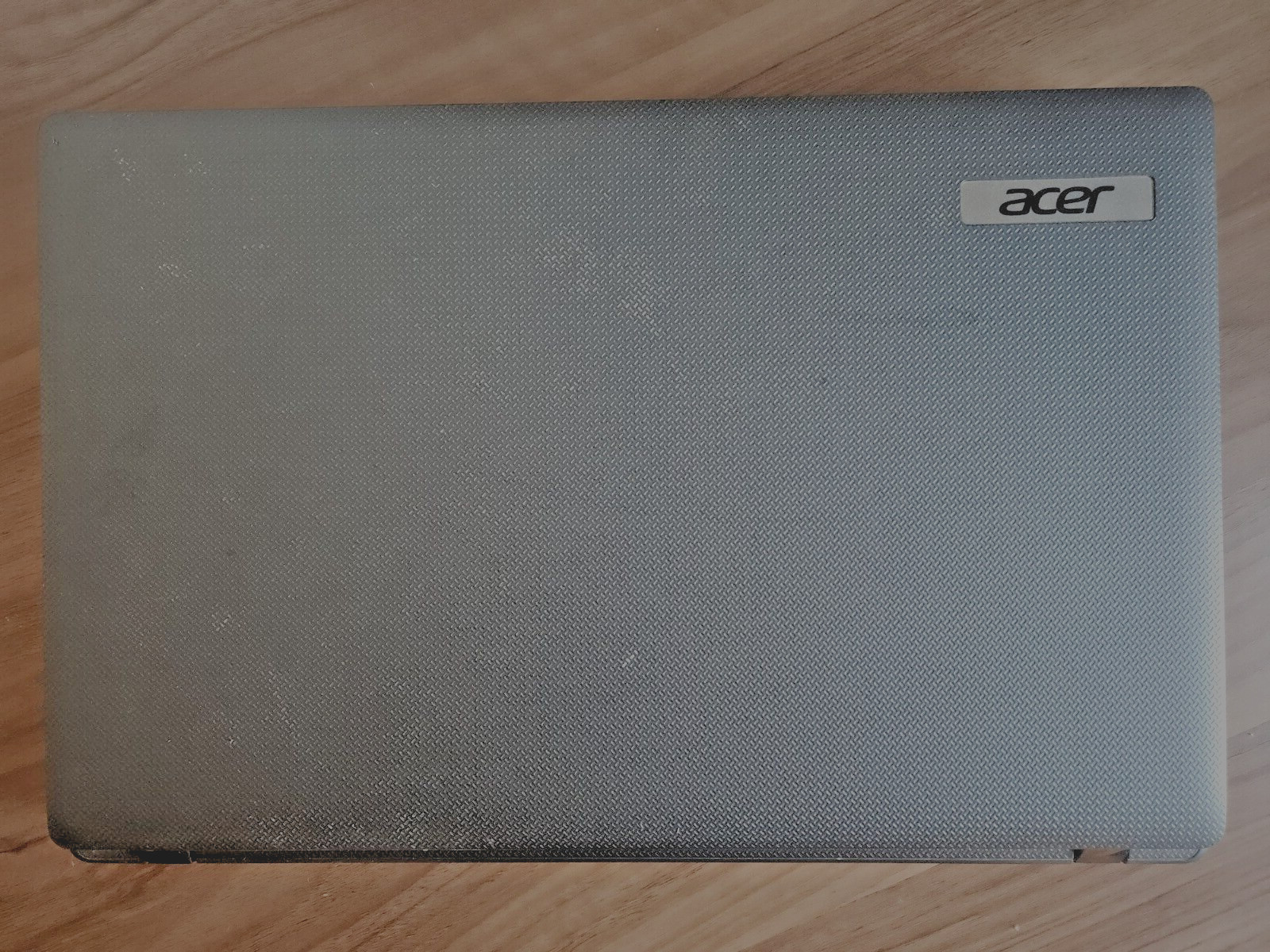 ACER Aspire 5733 Laptop – Intel Core i3-370M 15.6″ screen 6 GB memory 500 GB HDD