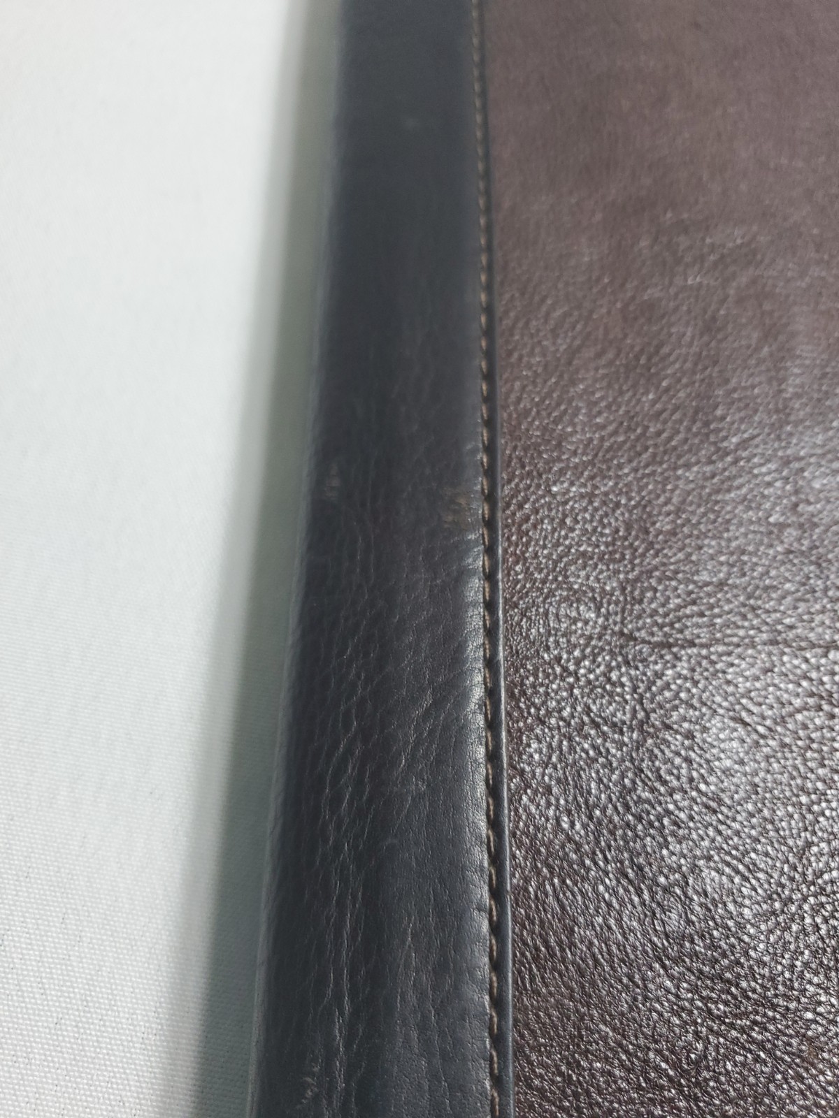 Fossil Brown Leather Tablet ipad Case Strap Travel