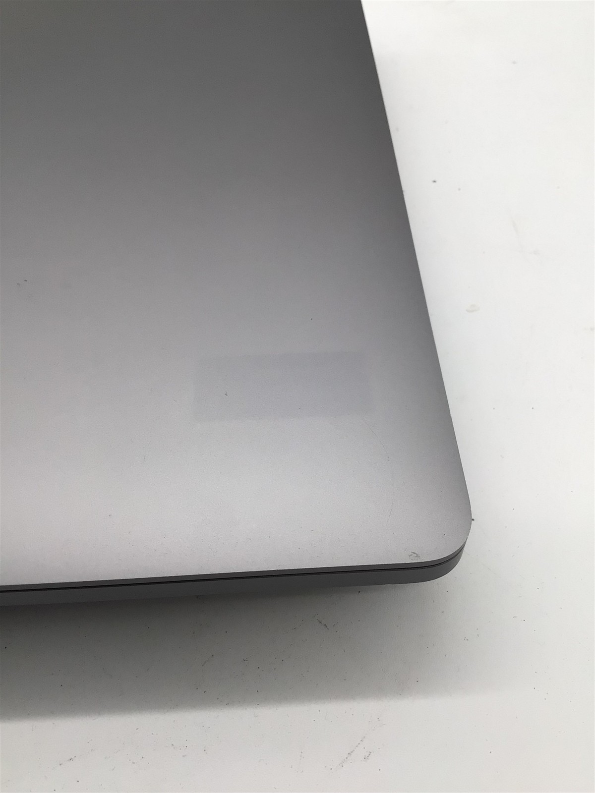 Apple Macbook Pro 16″ A2141 i7-9750H 2.60GHz/32GB RAM/512GB NVMe
