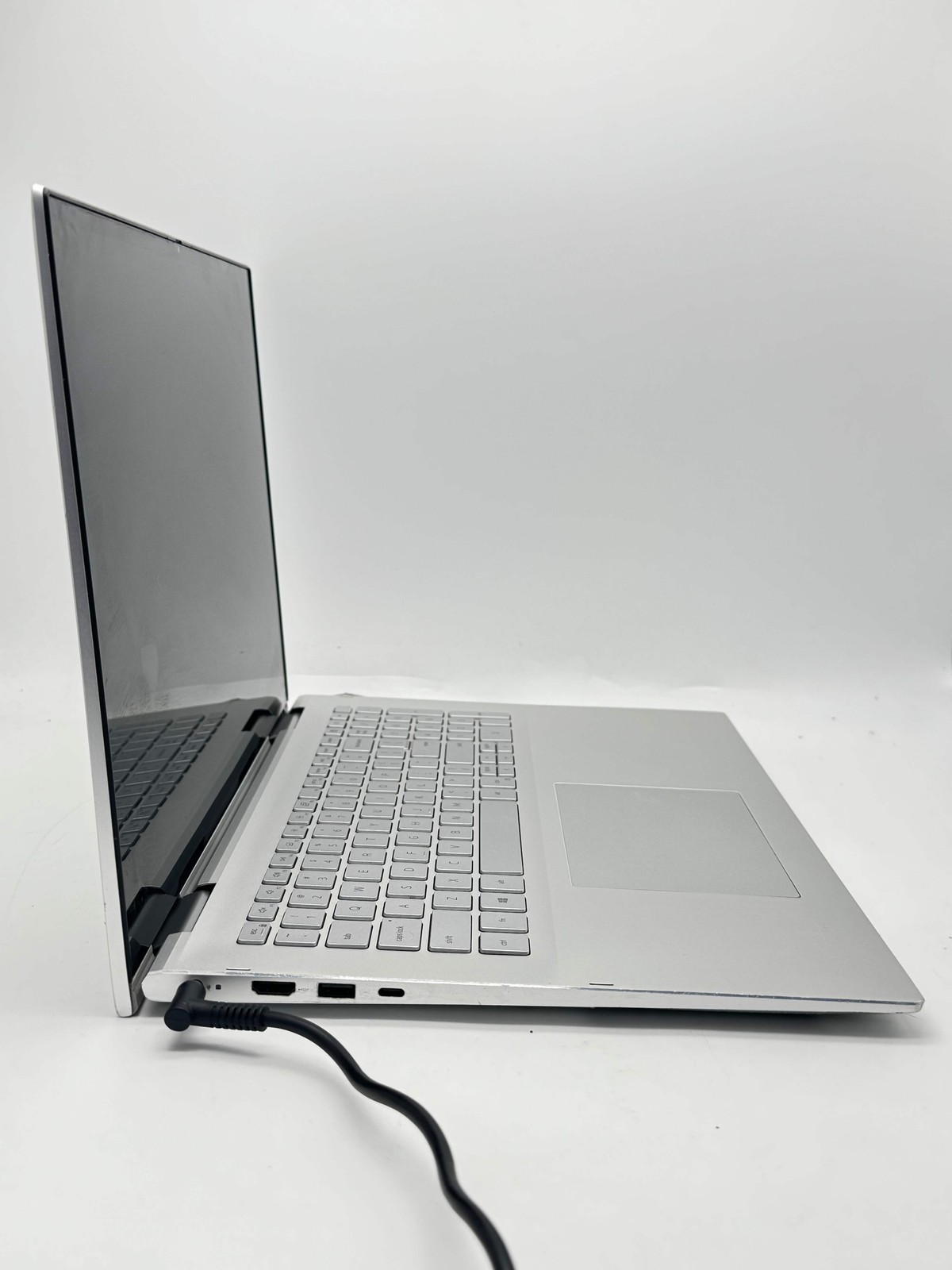 Dell Inspiron 7706 2-in-1 17″ Core i7 11th Gen 16GB 512GB Silver Won’t Power On
