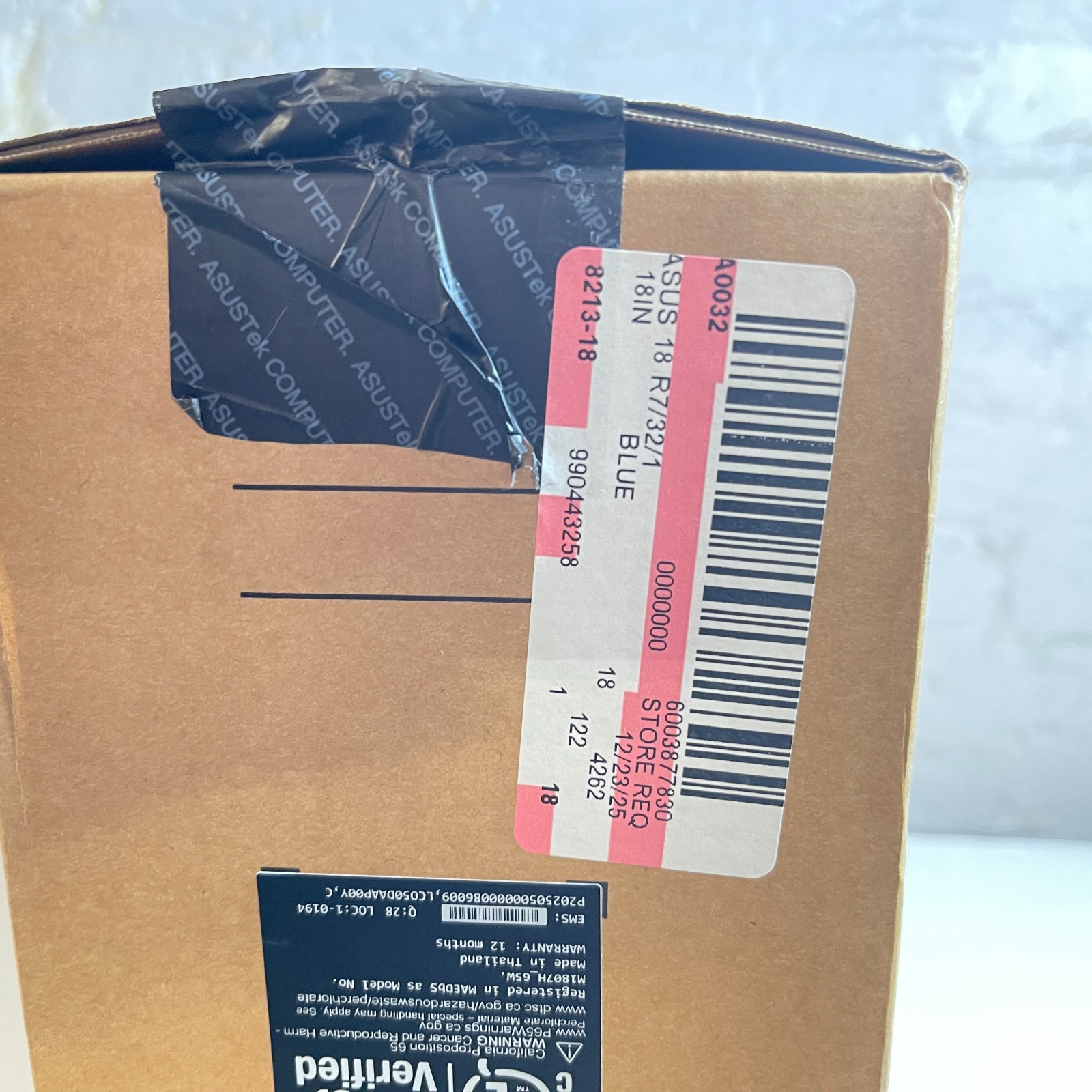 ASUS Vivobook 18In R7 Laptop In Blue – 32GB RAM 1TB – New & Sealed