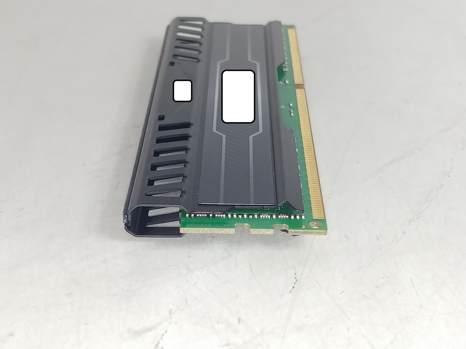Mixed Brand 8 GB PC3-12800 (DDR3-1600) 2Rx8 DDR3 Shielded Desktop RAM