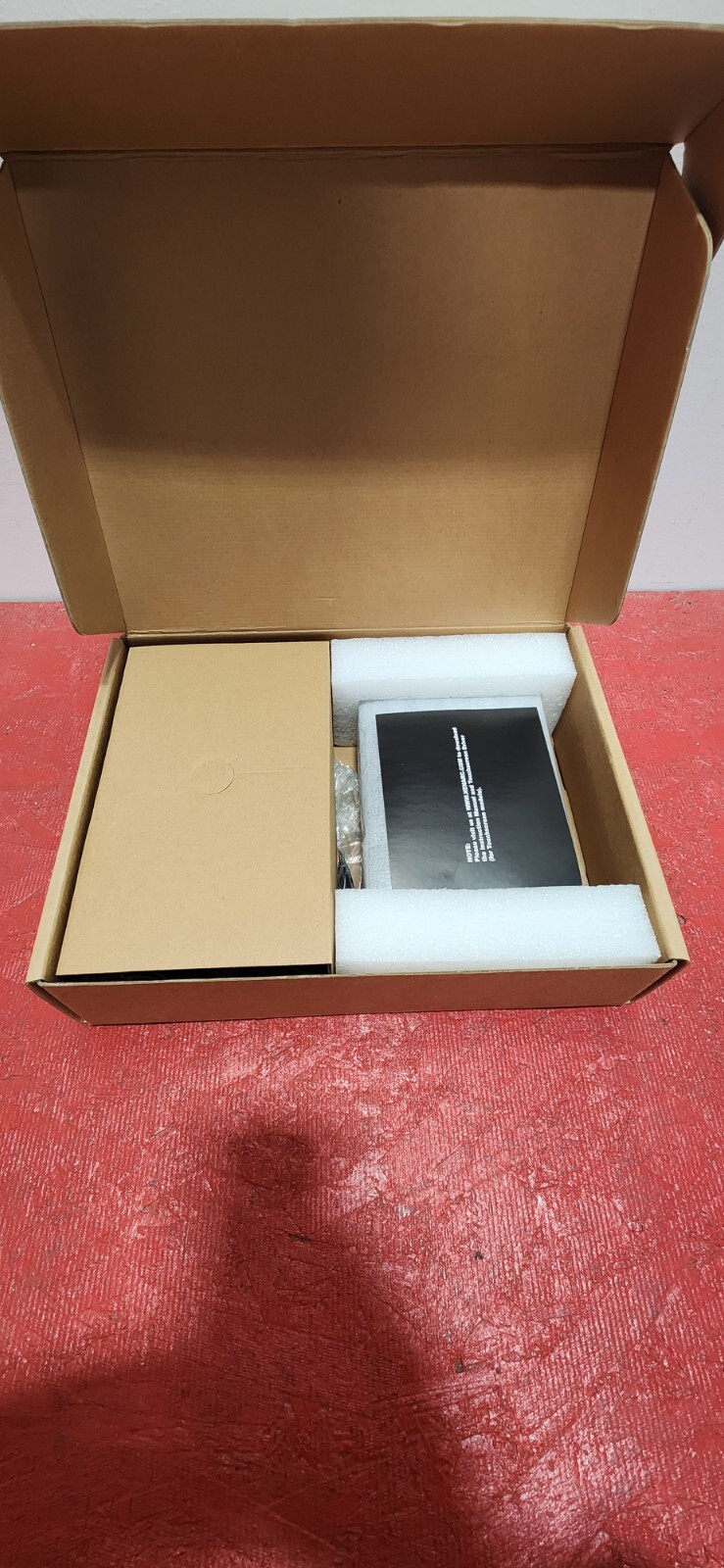 XENARC 7 inch VGA & AV LCD Small Monitor 705YV