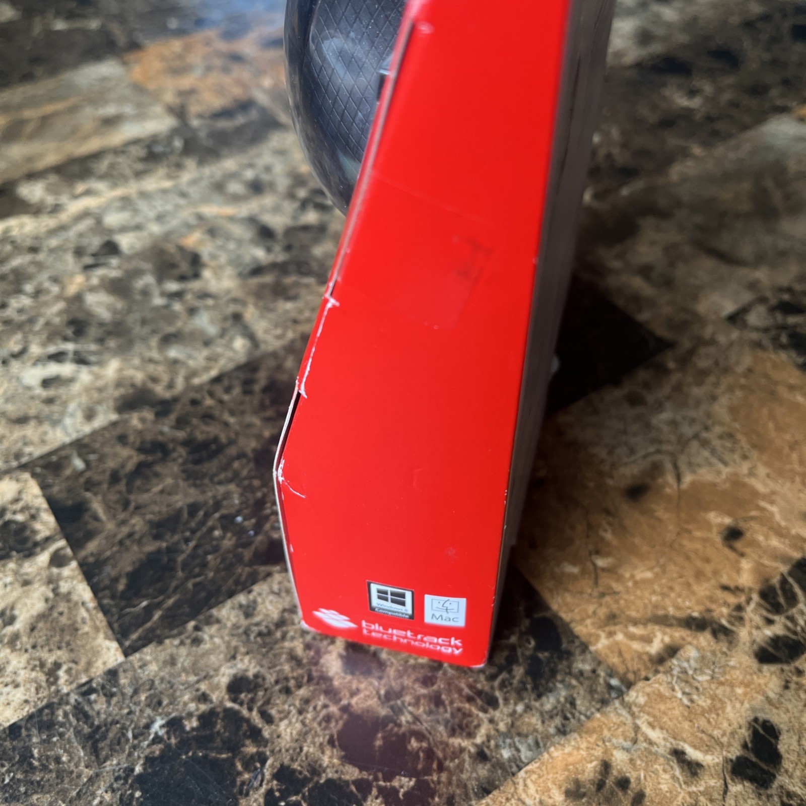 Microsoft Wireless Mobile 4000Mouse with Bluetrack Technology & USB Transceiver