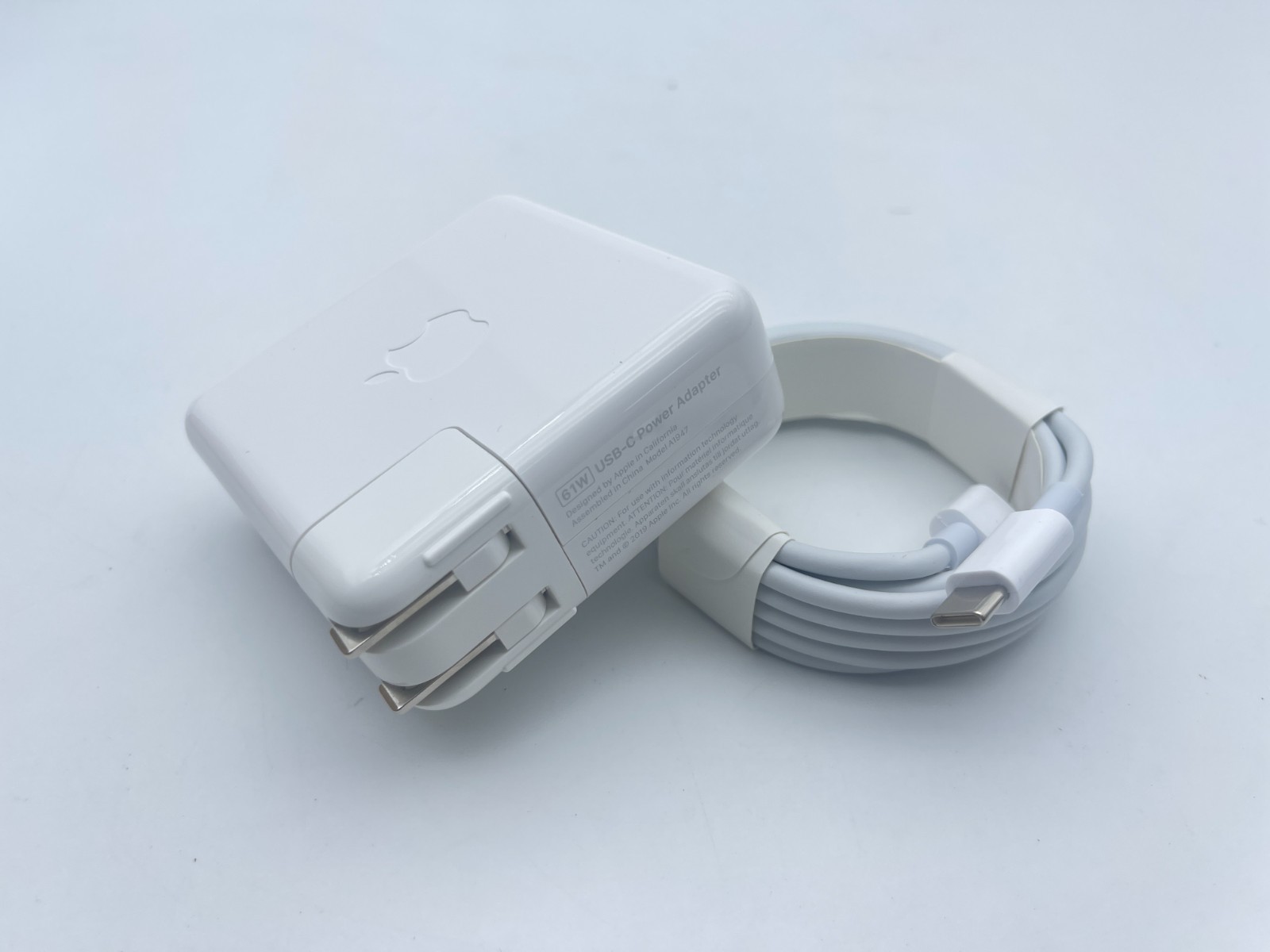 Genuine OEM 61W USB-C Apple Power Adapter Charger MacBook/Air/Pro13 14 15 16 US