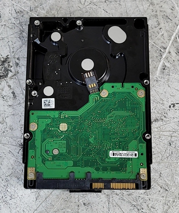 Seagate ST3300657SS 9FL066-031 3.5″ Hard Drive 300GB SAS