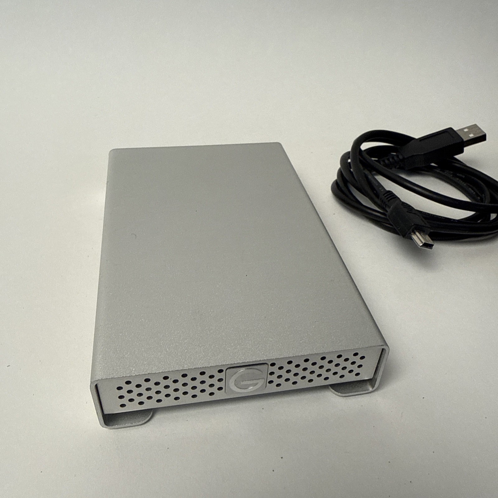 G-Technology G-Drive Mini 0G02131 – 750GB External Hard Drive, Firewire 800, USB