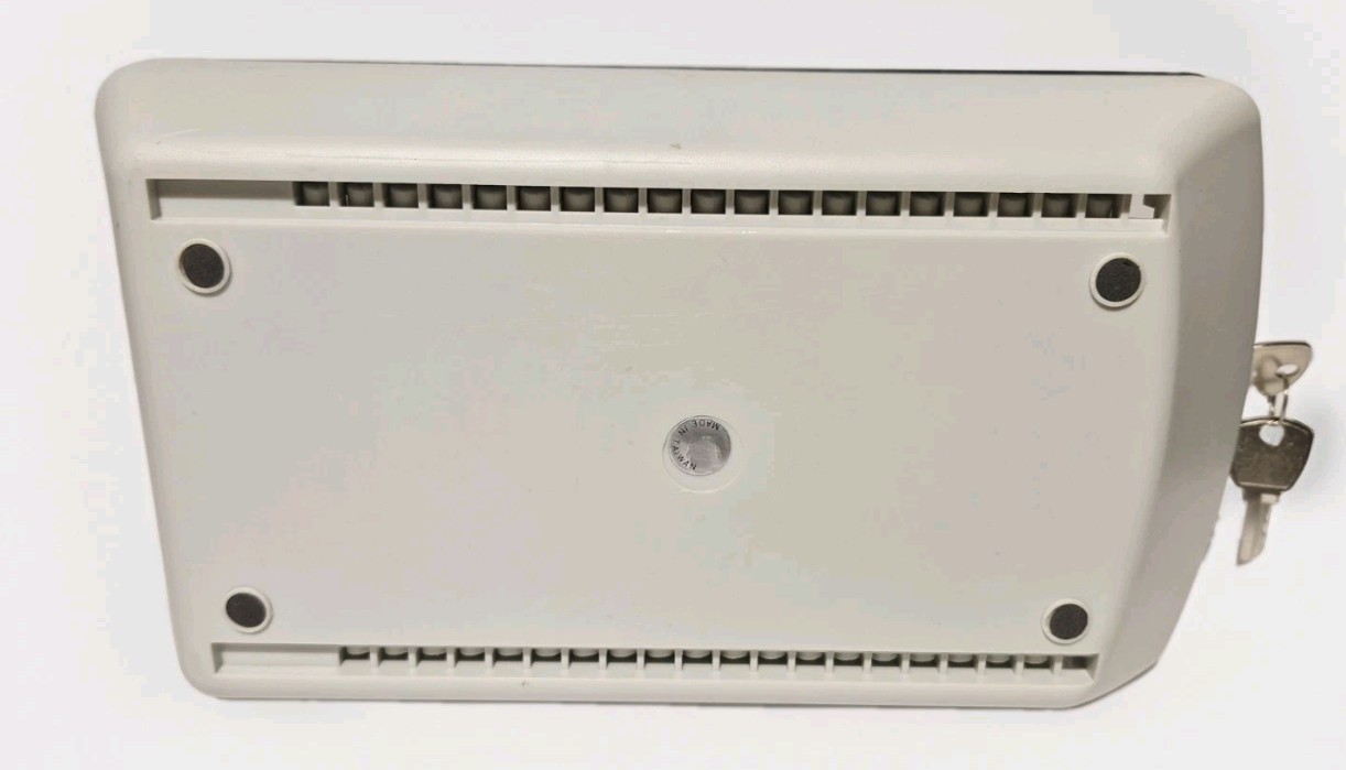 KENSINGTON VINTAGE 5.5” FLOPPY DISK STORAGE BOX W/ LOCK KEY DIVIDERS & LABELS