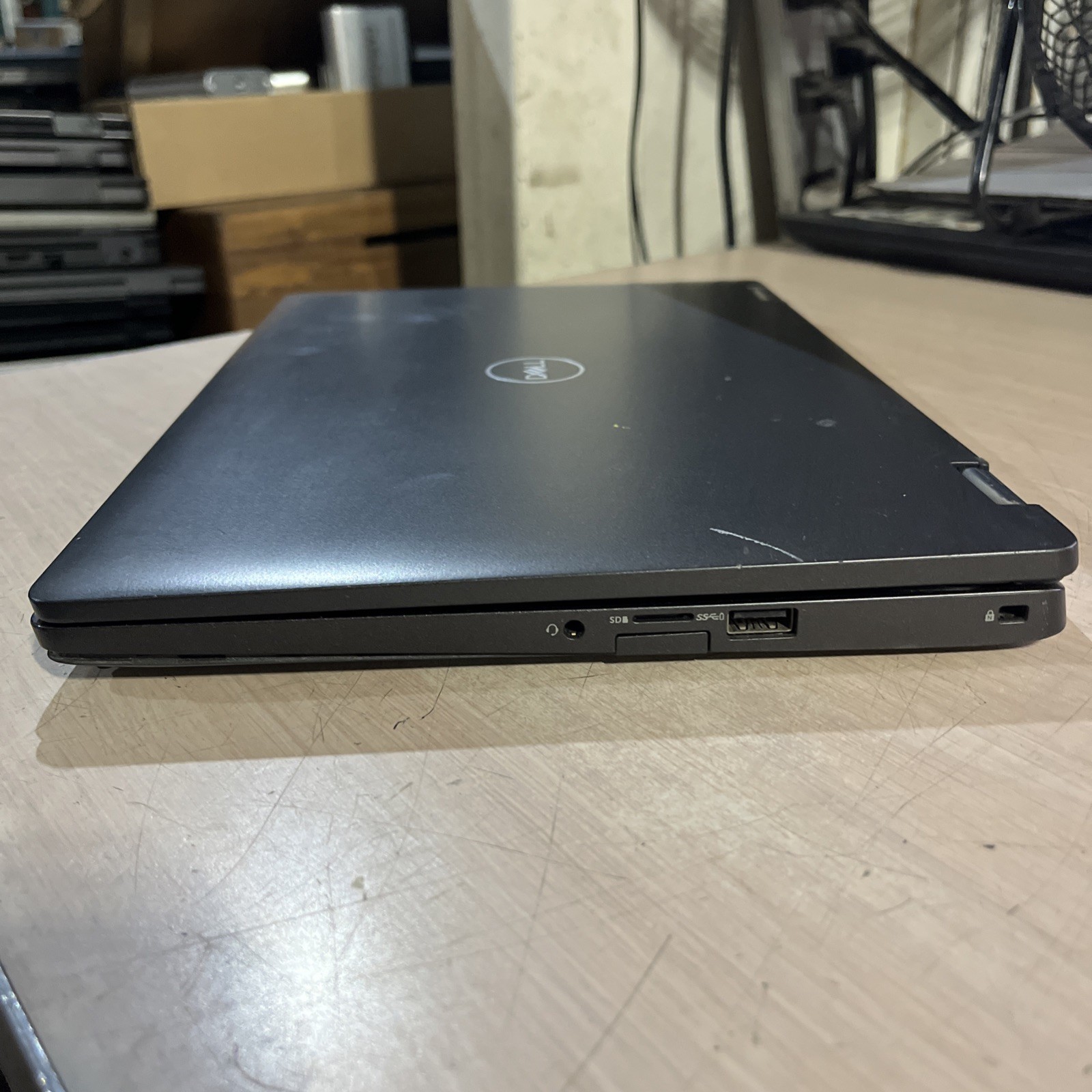 DELL LATITUDE 5300 2 IN 1 INTEL CORE I7-8665U 1.90GHZ 16GB RAM NO HD/ TOUCH