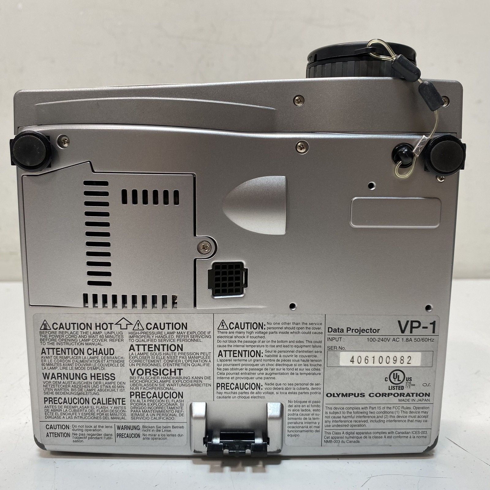 Olympus VP-1 Data Projector DLP XGA 1000 Lumens Ultraportable Case Manual