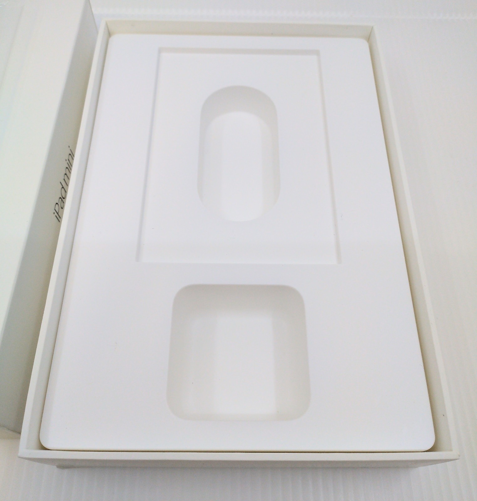 *EMPTY BOX ONLY* iPad Mini 2 32GB Cellular Original Retail Packaging A1490