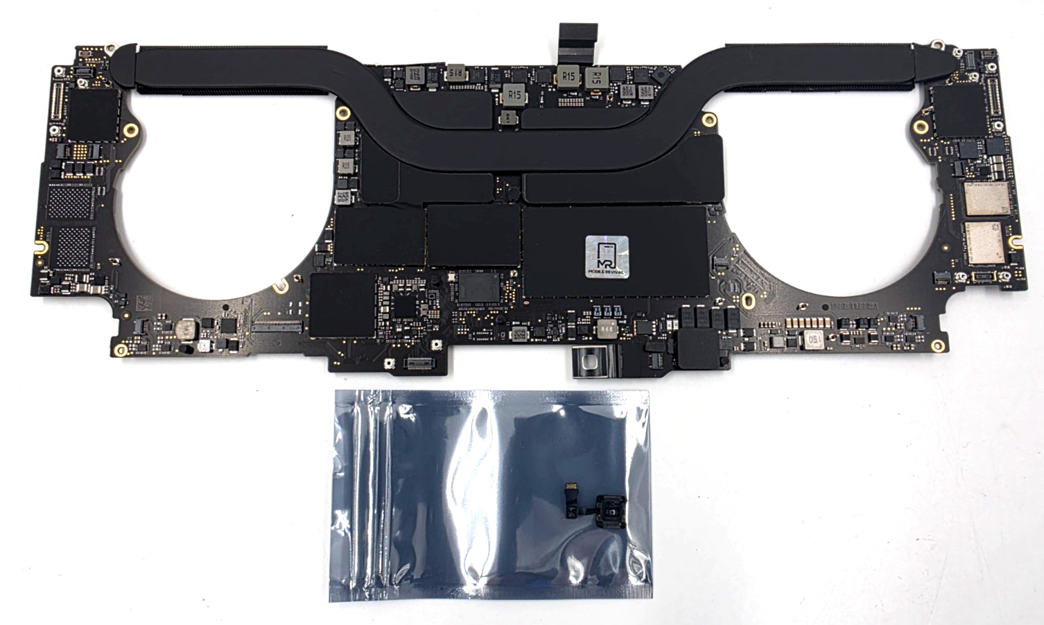Apple MacBook Pro 16″ A2141 2019 Logic Board i7 2.6GHz 16GB 512GB 661-14104