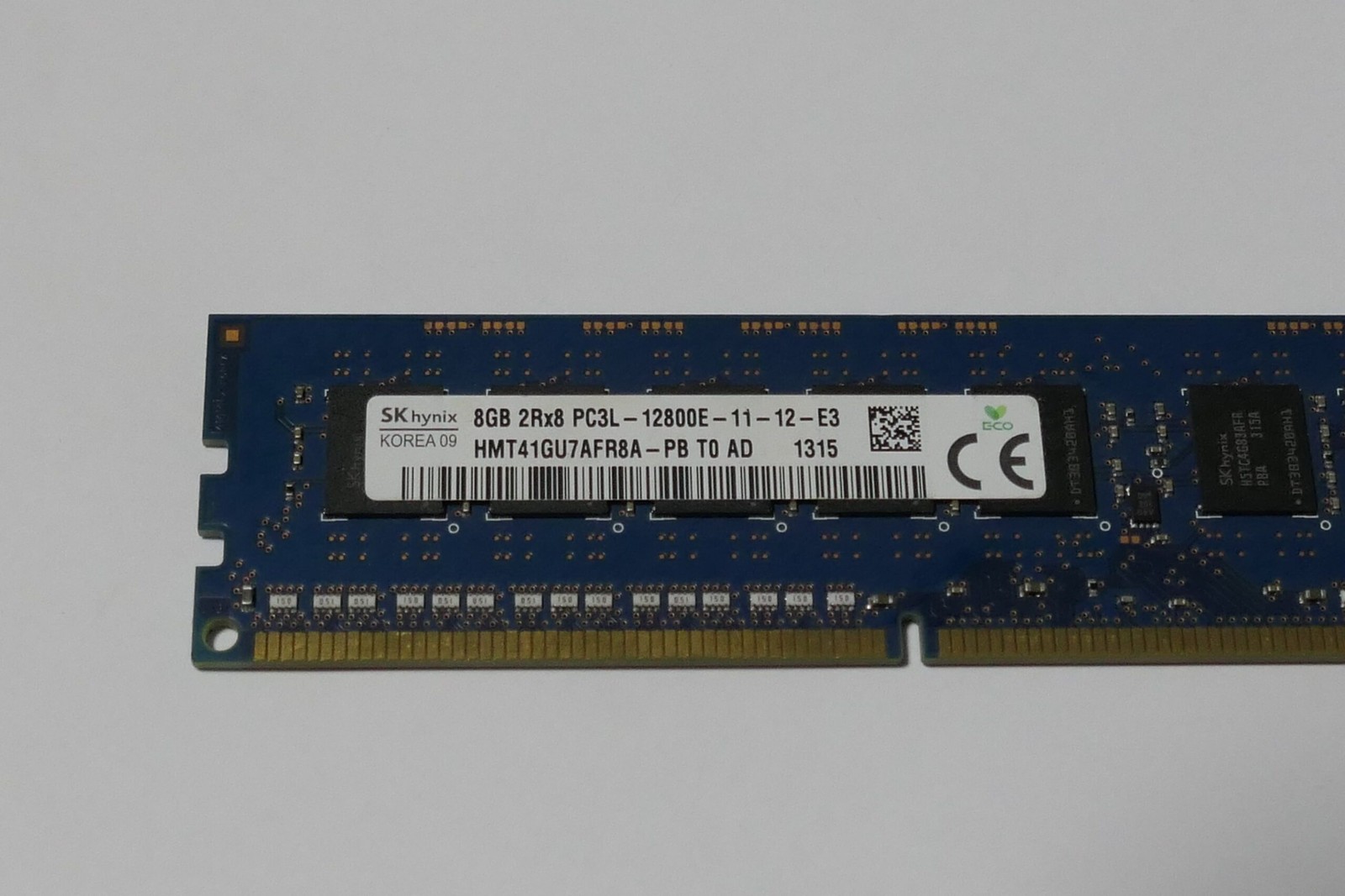 Hynix HMT41GU7AFR8A-PB 2Rx8 PC3L-12800E ECC UDIMM Workstaiton/Server Memory (…