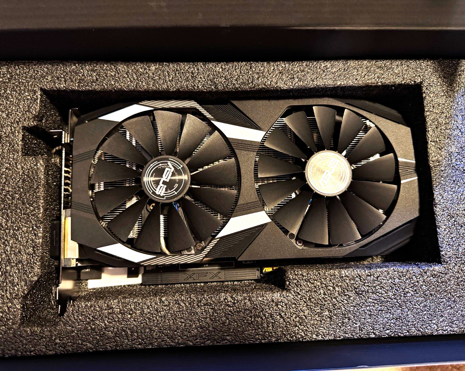 ASUS Radeon RX 580 O4G Dual-Fan OC Edition GDDR5 DP HDMI DVI VR Ready
