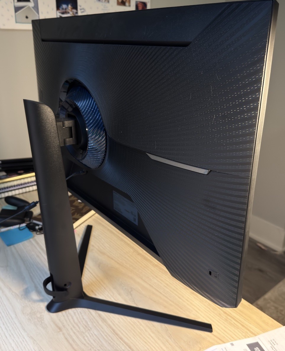 Samsung Odyssey G5 32″ Gaming Monitor 165Hz 1ms 2560×1440 HDMI Black