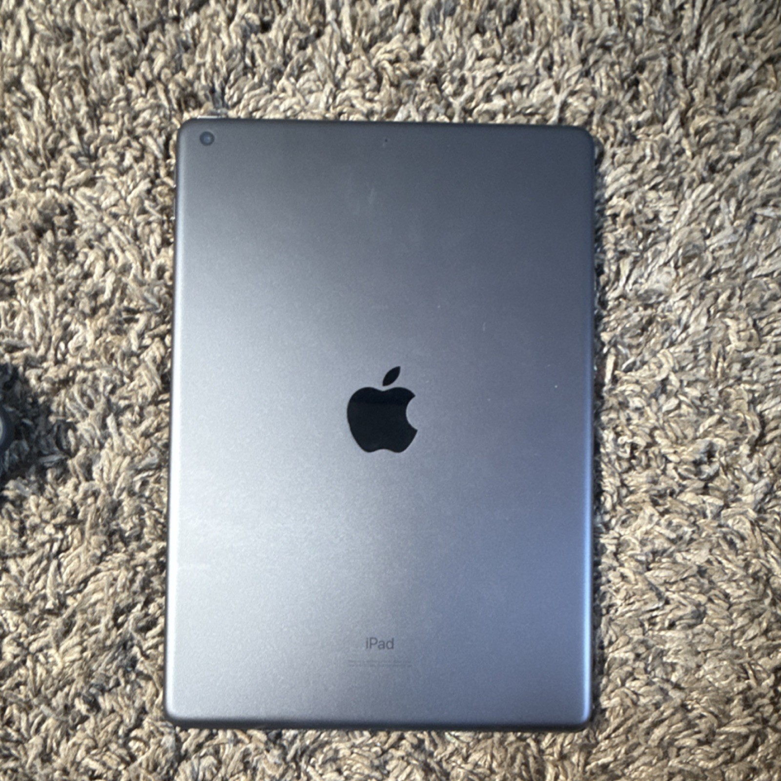 Apple iPad Tablet Space Gray Touchscreen Built-In Front Camera