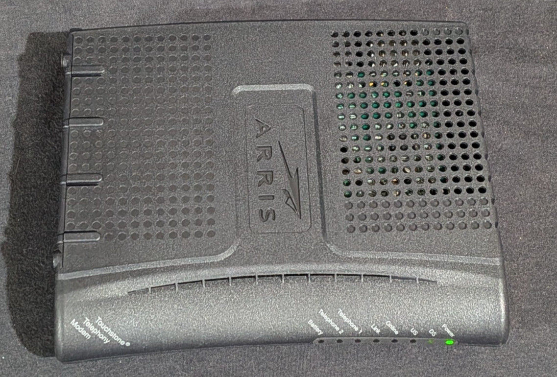 Arris TM602G/115 Modem with Battery