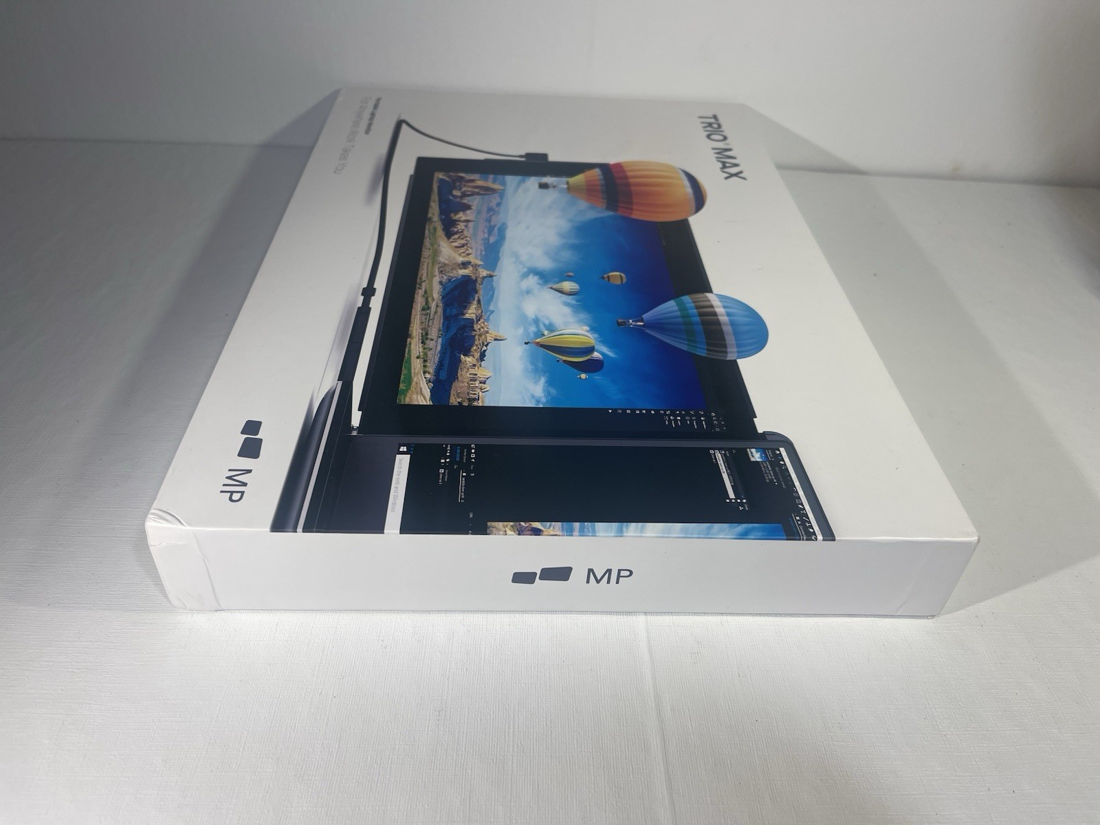 Mobile Pixels Trio Max Portable Monitor for Laptops 14″ Full HD IPS 1920x1080p
